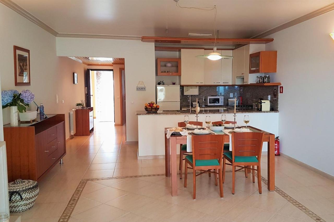 Lovelystay - Sea View Apartment With Pool & Garden Ericeira Exterior photo