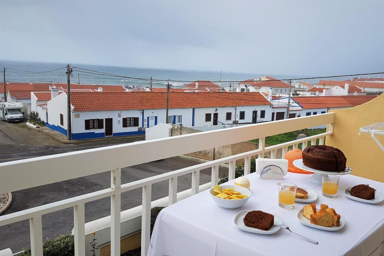 Lovelystay - Sea View Apartment With Pool & Garden Ericeira Exterior photo